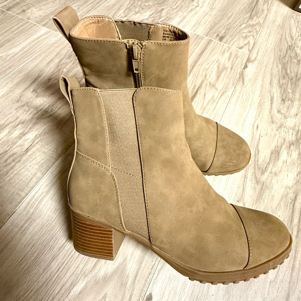 Gianni Bernini 7.5 Boots - Picture 2 of 7